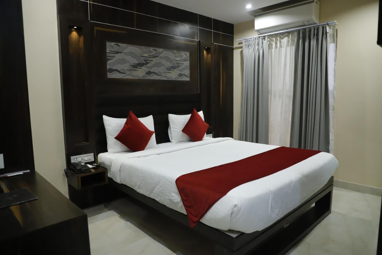 Hotel Trax International Jamshedpur Eksteriør billede